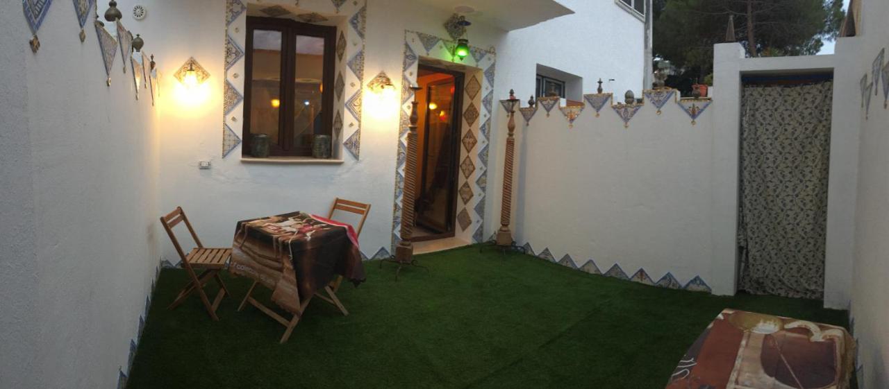 La Casa Di Emanuella - Rooms & International Suites Bari Exterior photo